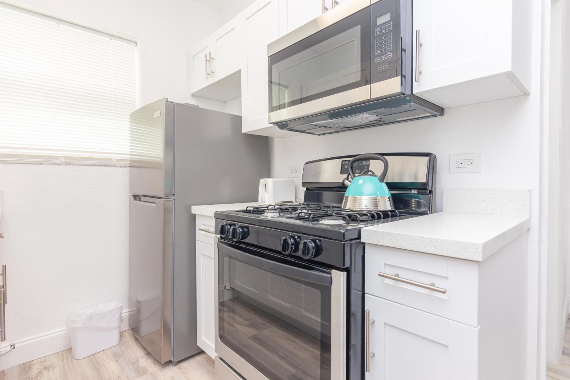 Apartamento Ocean Drive Deco W/2 Queen Beds, Steps 2 *