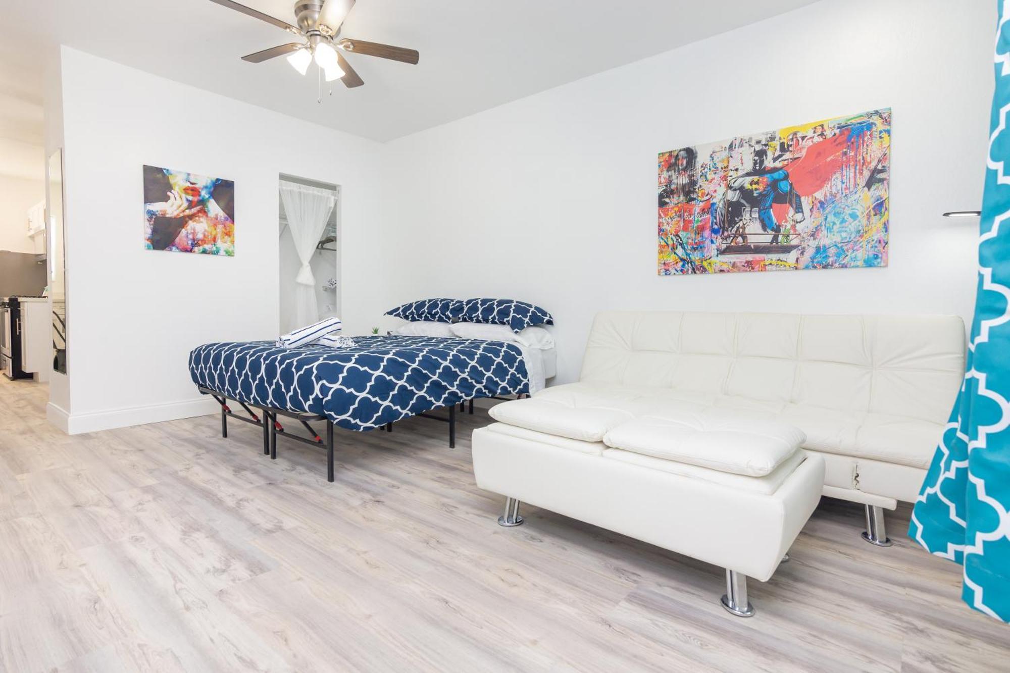 Ocean Drive Deco W/2 Queen Beds, Steps 2 Apartamento *
